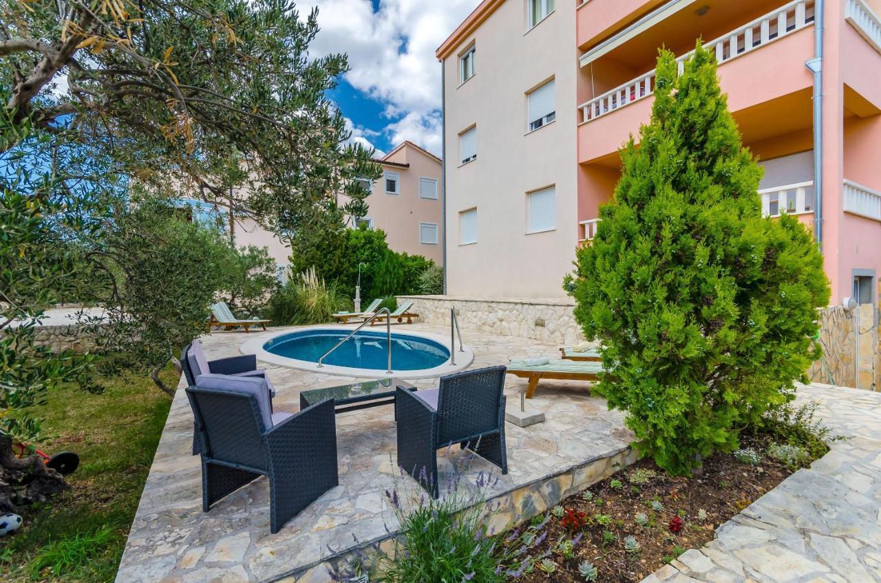 Apartments Melita Trogir Eksteriør bilde